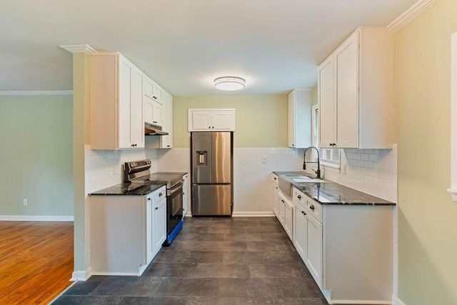 826 Webber Lake Rd, Union, SC 29379