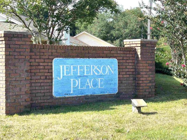3251 Wythe Cir, Pensacola, FL 32504