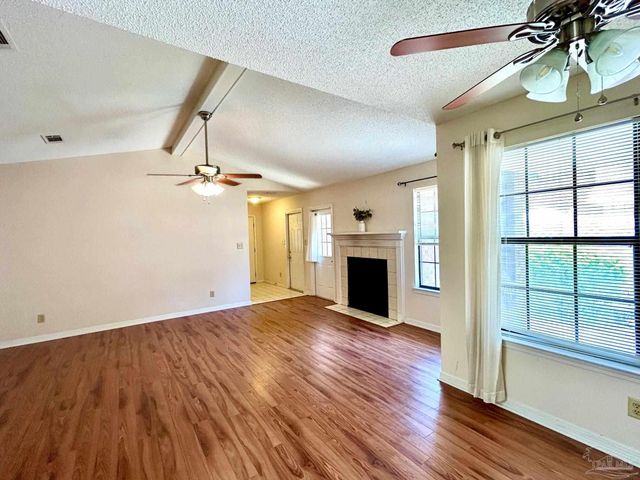 3251 Wythe Cir, Pensacola, FL 32504