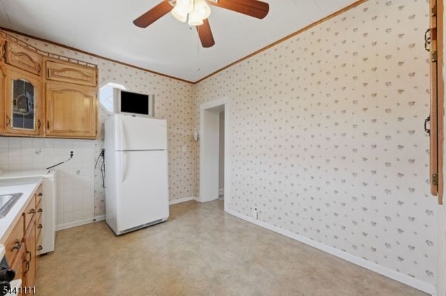122 Avenue A, Bayonne City, NJ 07002