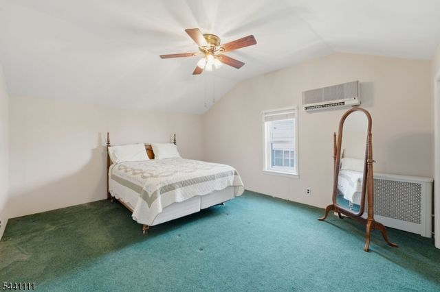 122 Avenue A, Bayonne City, NJ 07002