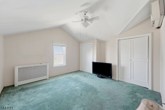 122 Avenue A, Bayonne City, NJ 07002