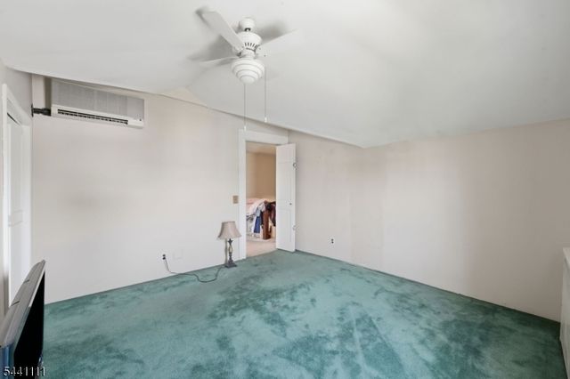 122 Avenue A, Bayonne City, NJ 07002