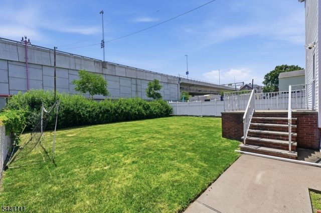 122 Avenue A, Bayonne City, NJ 07002