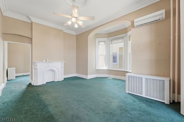 122 Avenue A, Bayonne City, NJ 07002