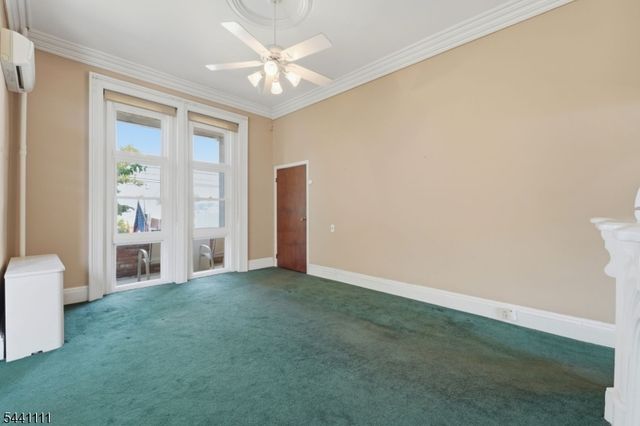 122 Avenue A, Bayonne City, NJ 07002