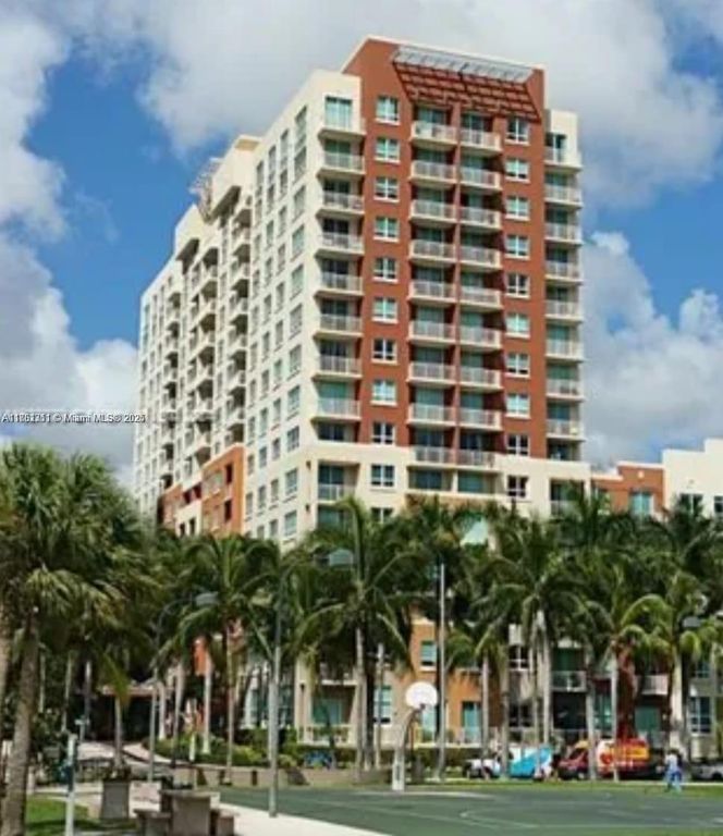 2000 N Bayshore Dr 801, Miami, FL 33137