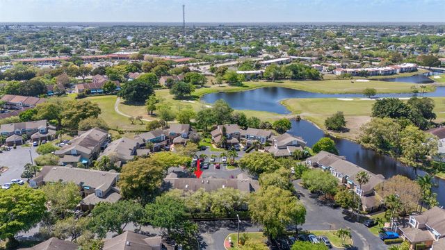 7107 Woodmont Way, Tamarac, FL 33321