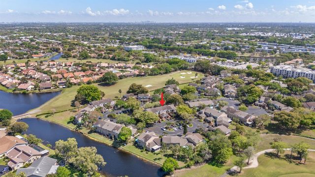 7107 Woodmont Way, Tamarac, FL 33321