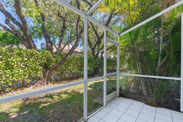 7107 Woodmont Way, Tamarac, FL 33321