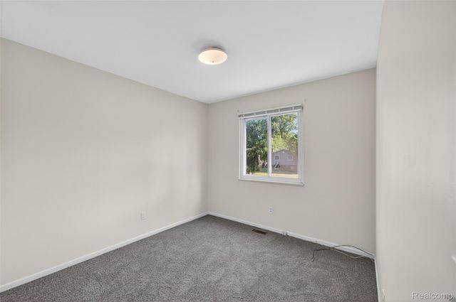 2471 Valley Church Drive, Thetford Township, MI 48420