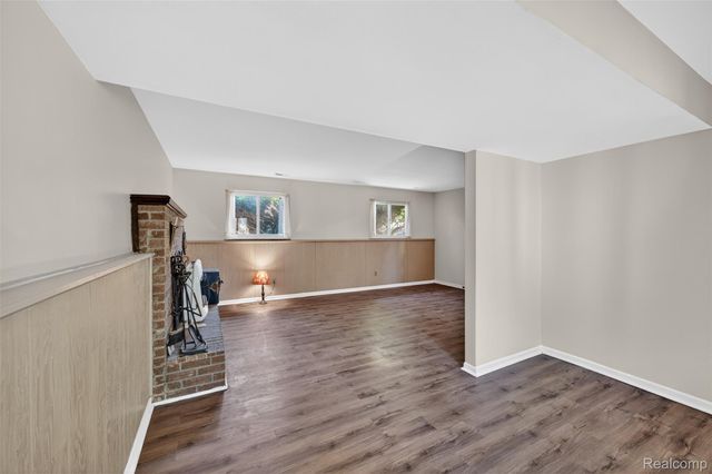 2471 Valley Church Drive, Thetford Township, MI 48420