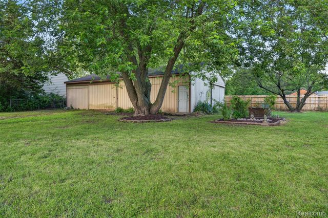 2471 Valley Church Drive, Thetford Township, MI 48420