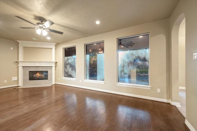 2515 Montclair Court, League City, TX 77573
