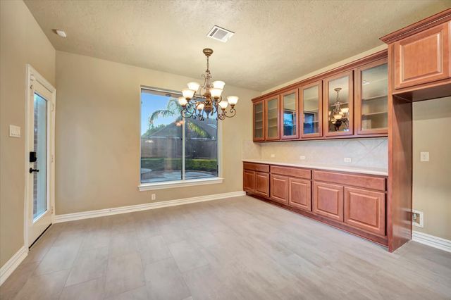 2515 Montclair Court, League City, TX 77573