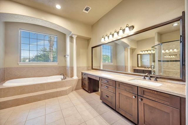 2515 Montclair Court, League City, TX 77573