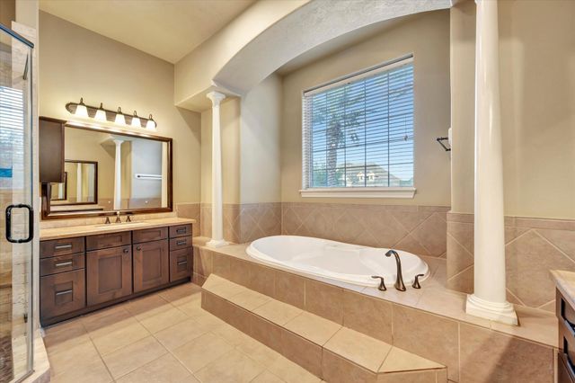 2515 Montclair Court, League City, TX 77573
