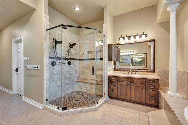 2515 Montclair Court, League City, TX 77573