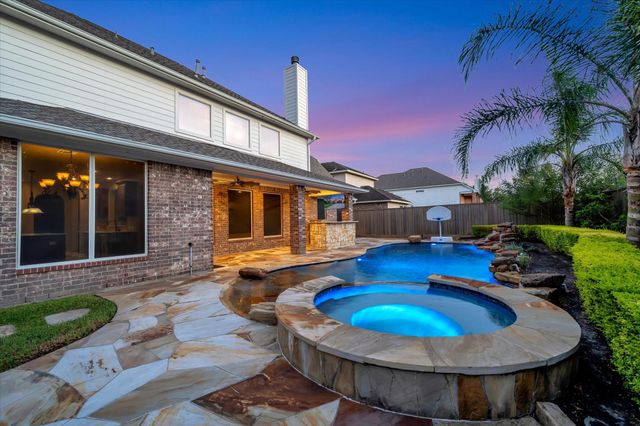 2515 Montclair Court, League City, TX 77573