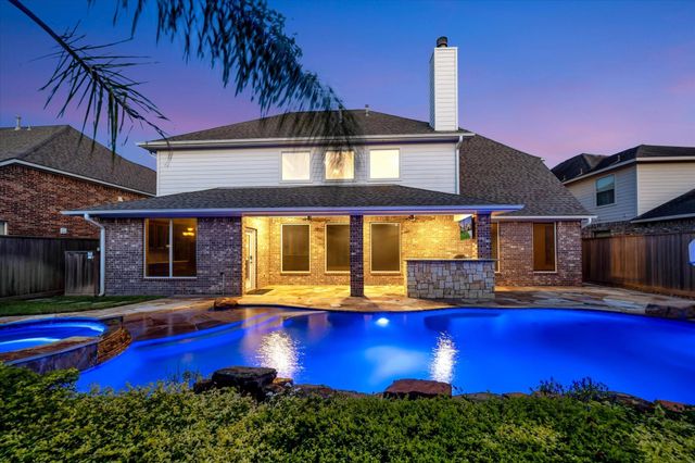 2515 Montclair Court, League City, TX 77573