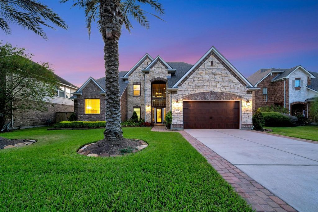 2515 Montclair Court, League City, TX 77573