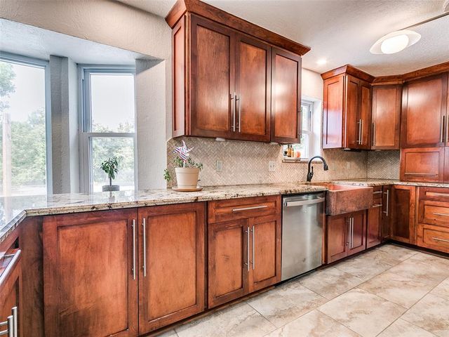 5924 Tiffany Circle, Oklahoma City, OK 73132