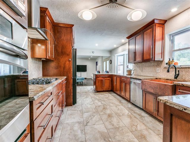5924 Tiffany Circle, Oklahoma City, OK 73132