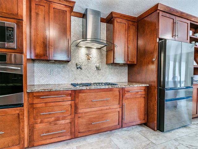 5924 Tiffany Circle, Oklahoma City, OK 73132