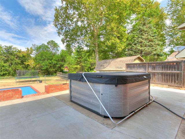 5924 Tiffany Circle, Oklahoma City, OK 73132