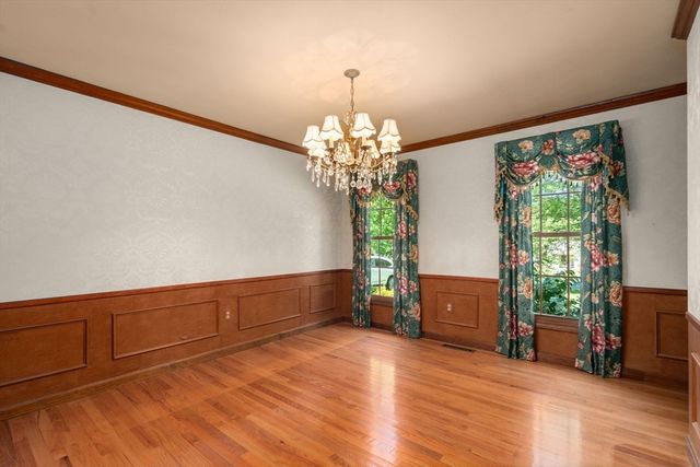 2035 Parker St, Springfield, MA 01128