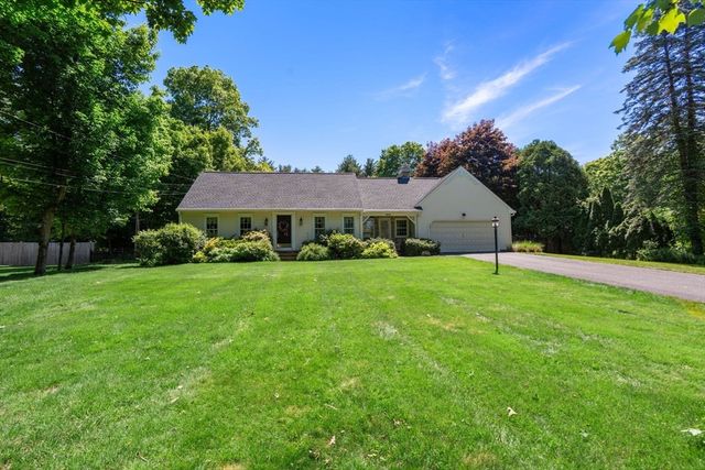 2035 Parker St, Springfield, MA 01128