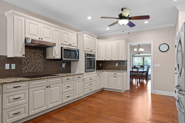 46 W Acorn Drive, Rock Spring, GA 30739