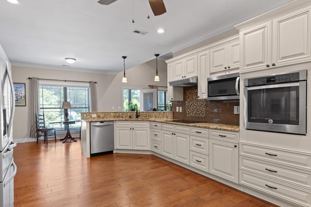 46 W Acorn Drive, Rock Spring, GA 30739