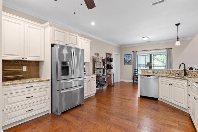 46 W Acorn Drive, Rock Spring, GA 30739