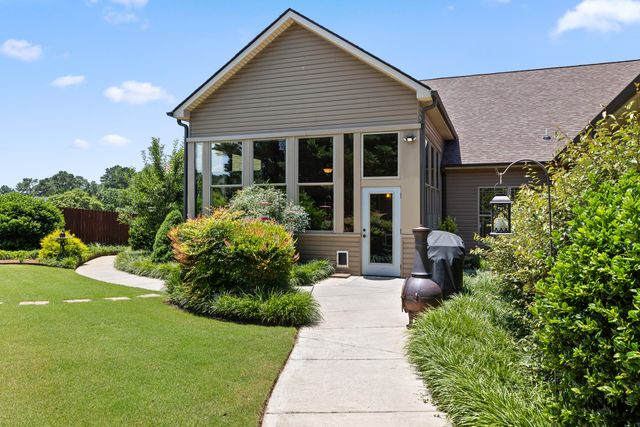 46 W Acorn Drive, Rock Spring, GA 30739
