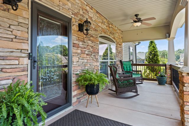 46 W Acorn Drive, Rock Spring, GA 30739