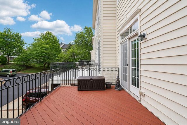43798 BENT CREEK TER, Leesburg, VA 20176