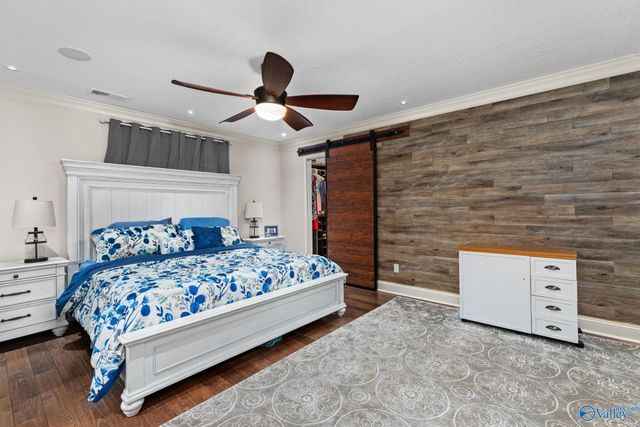 1335 Point Of Pines, Guntersville, AL 35976