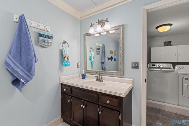 1335 Point Of Pines, Guntersville, AL 35976