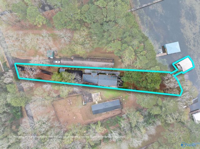 1335 Point Of Pines, Guntersville, AL 35976