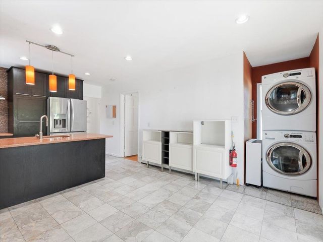 108 COUNTY RD, Tenafly, NJ 07670