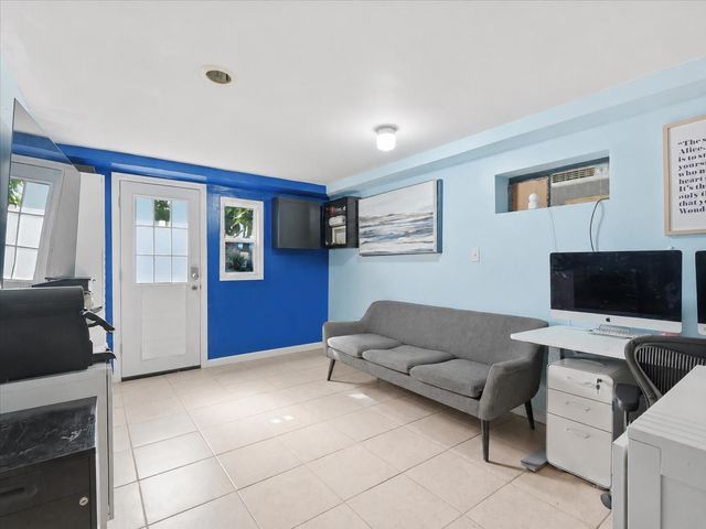 108 COUNTY RD, Tenafly, NJ 07670