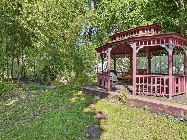 108 COUNTY RD, Tenafly, NJ 07670