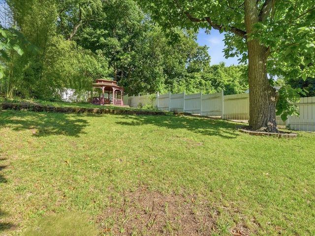 108 COUNTY RD, Tenafly, NJ 07670