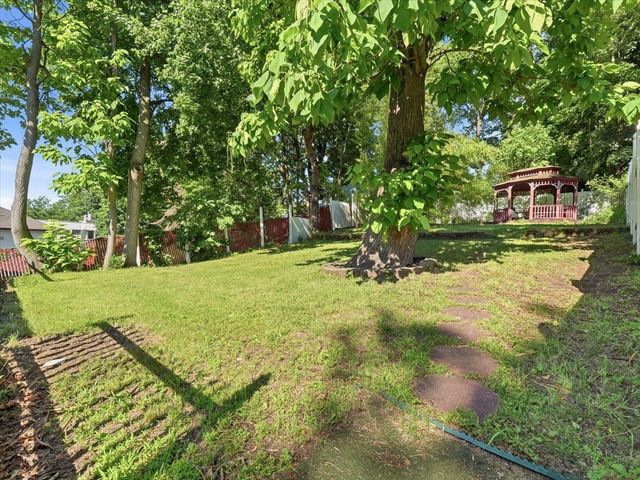 108 COUNTY RD, Tenafly, NJ 07670
