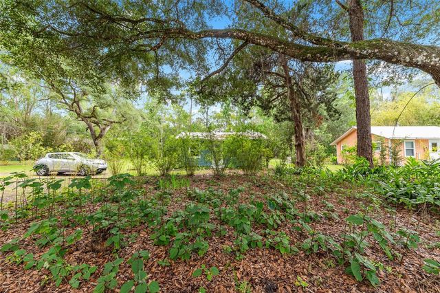 201-203 NE TAHOTA AVENUE, Micanopy, FL 32667