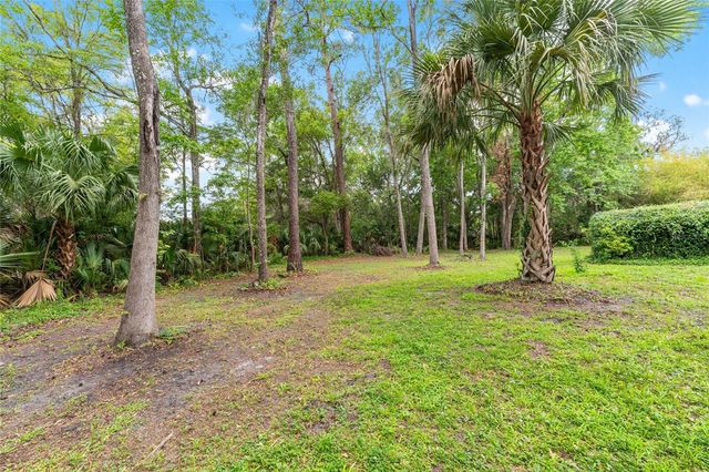 201-203 NE TAHOTA AVENUE, Micanopy, FL 32667