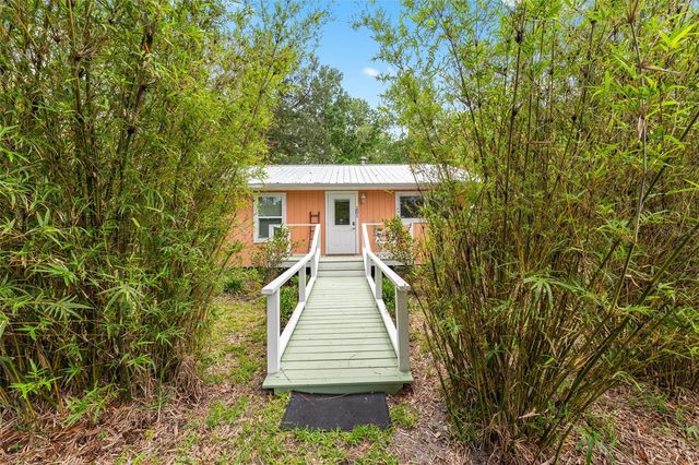 201-203 NE TAHOTA AVENUE, Micanopy, FL 32667