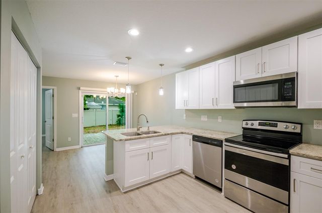 1101 2ND STREET W, Bradenton, FL 34205