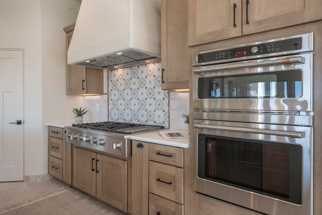 31 La Entrada, Placitas, NM 87043